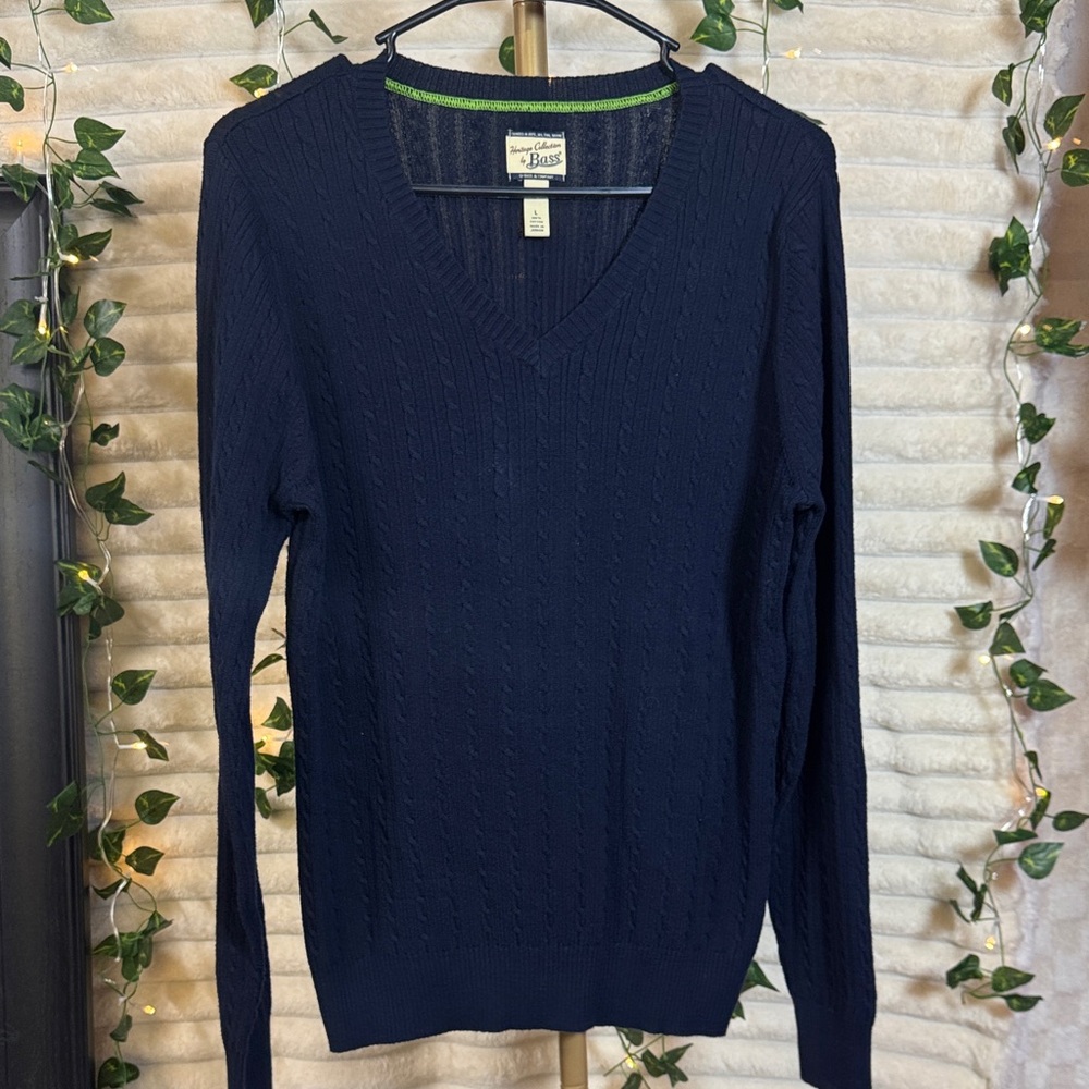 Bass Navy V-Neck Sweater